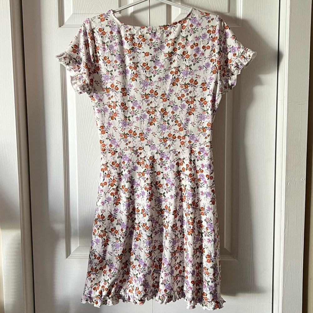 No Comment Floral Ruffle Dress - Picture 3 of 3
